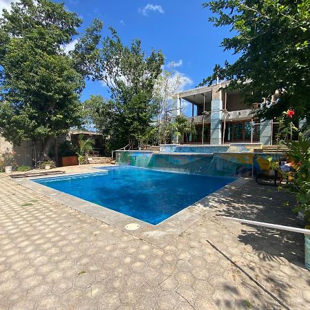Aj Mun, Hotel Real Maya 3 Вальядолид Экстерьер фото